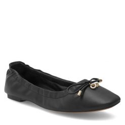 Baleriny Nine West. Czarne baleriny Nine West, bez wzorów, bez obcasa. Za 199.99 zł.