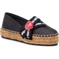 Espadryle LOVE MOSCHINO - JA10133G07JH0000 Nero. Czarne espadryle Love Moschino, bez wzorów, z materiału, bez obcasa, na koturnie, bez zapięcia. W wyprzedaży za 379.00 zł.