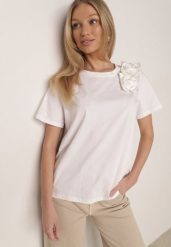 Biały Klasyczny T-shirt z Bawełny Zdobiony Aplikacją 3D w Kształcie Kwiatów Noebel. Białe t-shirty Born2be, l, z aplikacjami, z bawełny, bez kołnierzyka, bez ramiączek. Za 59.99 zł.
