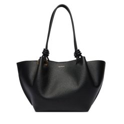 Torebka Coccinelle. Czarne torebki klasyczne Coccinelle, bez wzorów, bez dodatków. Za 1,339.00 zł.