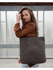SPARWELL Skórzana torebka "Ashlee" w kolorze brązowym - 39 x 41 x 10 cm rozmiar: onesize. Brązowe torby na ramię SPARWELL, bez wzorów, z materiału, na ramię, bez dodatków. Za 215.21 zł.