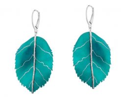 Kolczyki ze srebra i tytanu - liście. Kolczyki Apart, srebrne. Za 439.00 zł.
