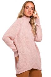 Sweter damski oversize asymetryczny sweter z wełną pudrowy róż. Czerwone swetry Polskie swetry, na zimę, l, bez wzorów, z dzianiny, bez ramiączek. Za 259.00 zł.