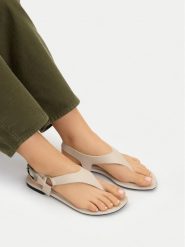 G-Star Raw Sandały EO-ELLIS-01 Kremowy. Białe sandały G-Star, bez wzorów, ze skóry, retro, bez obcasa, na płaskiej podeszwie, bez zapięcia. Za 156.99 zł.