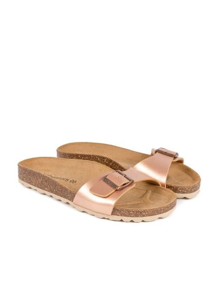 BABUNKERS Family Klapki w kolorze miedzianym rozmiar: 38. Pomarańczowe klapki BABUNKERS Family, bez wzorów, z otwartym noskiem, bez obcasa. Za 149.45 zł.