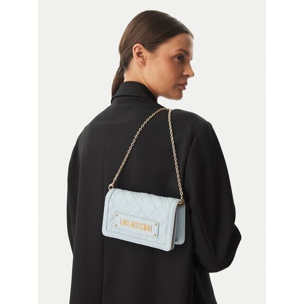 Torebka LOVE MOSCHINO. Niebieskie torebki klasyczne Love Moschino, bez wzorów, bez dodatków. Za 435.99 zł.