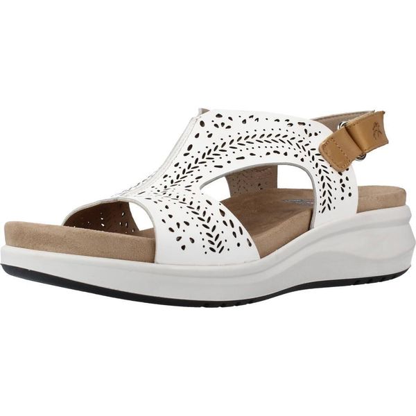 Sandały FLUCHOS F1481 Biały. Białe sandały LUCHOS, bez wzorów, ze skóry, bez obcasa, bez zapięcia. Za 308.99 zł.