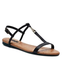 Sandały Patrizia Pepe. Czarne sandały Patrizia Pepe, bez wzorów, bez obcasa, na płaskiej podeszwie, bez zapięcia. Za 669.99 zł.