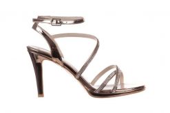 Sandały Bayla-187 587-9078 Rose 22 187053, Róż, Skóra ekologiczna - 36. Czerwone sandały Bayla, bez wzorów, z lakierowanej skóry, bez obcasa, bez zapięcia. W wyprzedaży za 179.10 zł.