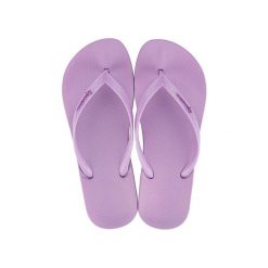 Klapki plażowe damskie Ipanema Anat. Fioletowe klapki Ipanema, bez wzorów, bez obcasa. Za 59.99 zł.
