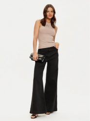 Guess Top W4RP43 KAZH2 Beżowy Slim Fit. Brązowe topy Guess, xl, z aplikacjami, z syntetyku, bez kołnierzyka, bez ramiączek. Za 139.99 zł.