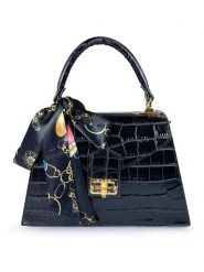 Lia Biassoni Skórzana torebka "Troina" w kolorze czarnym - 22 x 24 x 9 cm rozmiar: onesize. Czarne torby na ramię Lia Biassoni, bez wzorów, z materiału, przez ramię, bez dodatków. Za 368.45 zł.