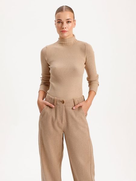 BGN Sweter w kolorze beżowym rozmiar: 38. Brązowe swetry BGN, bez wzorów, bez ramiączek. Za 96.37 zł.