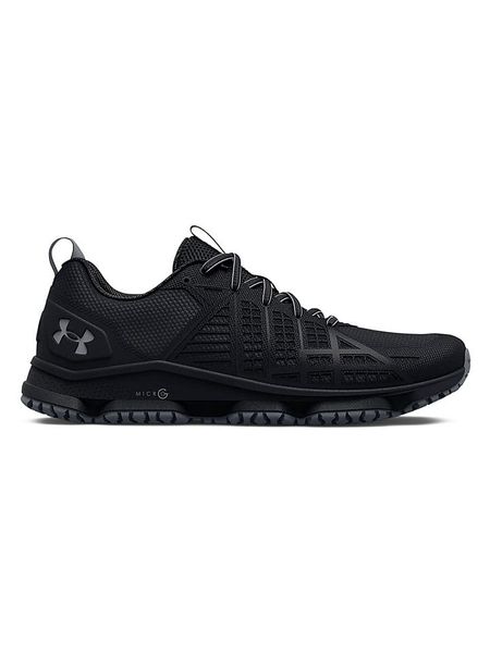 Under Armour Sneakersy w kolorze czarnym rozmiar: 39. Czarne trampki Under Armour, bez wzorów, bez zapięcia. Za 265.23 zł.