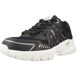 Kapcie ARMANI EXCHANGE XW002153 AF1953 Czarny. Czarne obuwie domowe Armani Exchange, bez wzorów, z syntetyku, bez zapięcia. Za 769.34 zł.