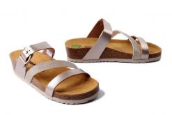 DR. BRINKMANN 700753-82 gold, klapki damskie. Żółte klapki Dr. Brinkmann, bez wzorów, bez obcasa. Za 143.43 zł.