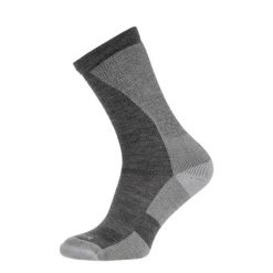Skarpety Trekkingowe Na Giean Enhanced Medium Weight Crew Grey. Szare skarpety NA GIEAN, bez wzorów, z wełny. Za 79.99 zł.