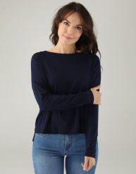 Granatowa bluzka z wiskozy. Bluzki Unisono, l, bez wzorów, z elastanu, bez kołnierzyka, bez ramiączek. Za 89.00 zł.