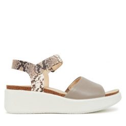 Sandały ECCO. Brązowe sandały ecco, bez wzorów, bez obcasa, na koturnie, bez zapięcia. Za 479.99 zł.