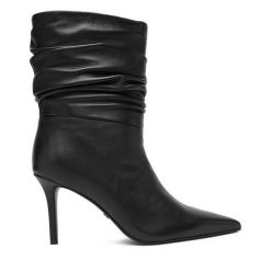 Botki Gino Rossi. Czarne botki Gino Rossi, bez wzorów, bez obcasa, na szpilce, bez zapięcia. Za 529.99 zł.