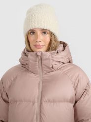 4F Czapka zimowa damska - beżowa Uniwersalny. Brązowe czapki 4f, bez wzorów, z materiału. Za 49.99 zł.