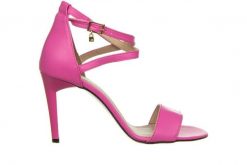 Sandały Bayla-159 4115 089-P Róż Lico 159139, Skóra naturalna - 38. Czerwone sandały Bayla, bez wzorów, z materiału, z otwartym noskiem, bez obcasa, na szpilce, bez zapięcia. W wyprzedaży za 179.10 zł.