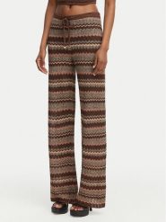 Marciano Guess Spodnie materiałowe G6GB13 Z0645 Brązowy Regular Fit. Brązowe spodnie materiałowe Marciano Guess, m, z aplikacjami, z materiału. Za 889.99 zł.