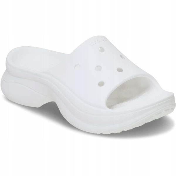 Klapki Dla Dorosłych Crocs Bae Slide. Czerwone klapki Crocs, bez wzorów, z materiału, bez obcasa. Za 191.99 zł.