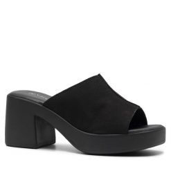 Klapki Lasocki. Czarne klapki Lasocki, bez wzorów, bez obcasa. Za 179.99 zł.