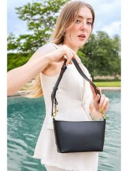 Christian Laurier Skórzana torebka "Selah" w kolorze czarnym - 22 x 13 x 6 cm rozmiar: onesize. Czarne torby na ramię Christian Laurier, bez wzorów, z materiału, na ramię, bez dodatków. Za 326.99 zł.