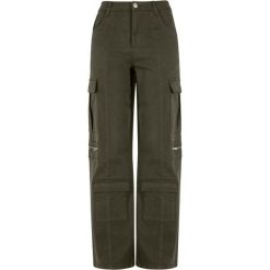 Spodnie Damskie Utility Twill Stretch Loose Cargo Trousers. Brązowe spodnie sportowe Urban Classics, bez wzorów. Za 187.99 zł.