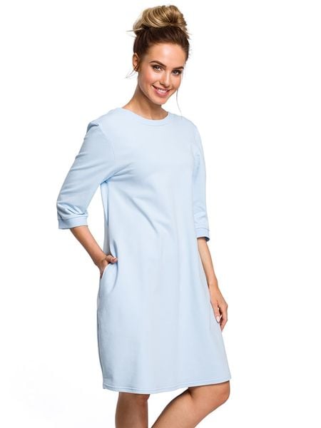 Made of emotion Sukienka w kolorze błękitnym rozmiar: L. Niebieskie sukienki Made Of Emotion, l, bez wzorów, bez kołnierzyka, bez ramiączek, midi, rozkloszowane. Za 131.12 zł.