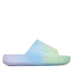 Klapki Nike. Niebieskie klapki Nike, bez wzorów, bez obcasa. Za 216.99 zł.