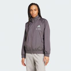 Bluza dresowa Mercedes - AMG Petronas Formula One Team Premium Woven. Fioletowe bluzy Adidas, l, bez wzorów, z dresówki, bez kaptura. Za 399.00 zł.