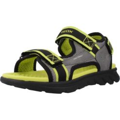 Sandały GEOX J SANDAL AIRADYUM B Czarny. Czarne sandały Geox, bez wzorów, z syntetyku, sportowe, bez obcasa, bez zapięcia. Za 255.70 zł.