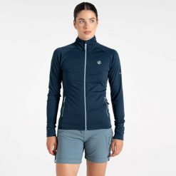 Bluza turystyczna damska Emerging Core Stretch. Niebieskie bluzy Dare 2b, na zimę, l, bez wzorów, z tkaniny, bez kaptura. W wyprzedaży za 99.99 zł.