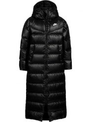 Nike Płaszcz puchowy w kolorze czarnym rozmiar: L. Czarne płaszcze Nike, l, bez wzorów, z puchu, bez kaptura. Za 1,059.45 zł.