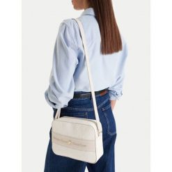 Torebka Beverly Hills Polo Club. Białe listonoszki Beverly Hills Polo Club, bez wzorów, bez dodatków. Za 249.99 zł.