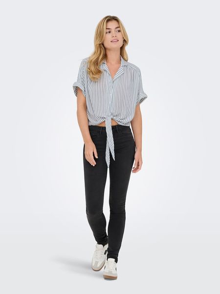 ONLY Bluzka w kolorze białym rozmiar: XL. Białe bluzki Only, xl, bez wzorów, z wiskozy, bez kołnierzyka, bez ramiączek. Za 94.38 zł.