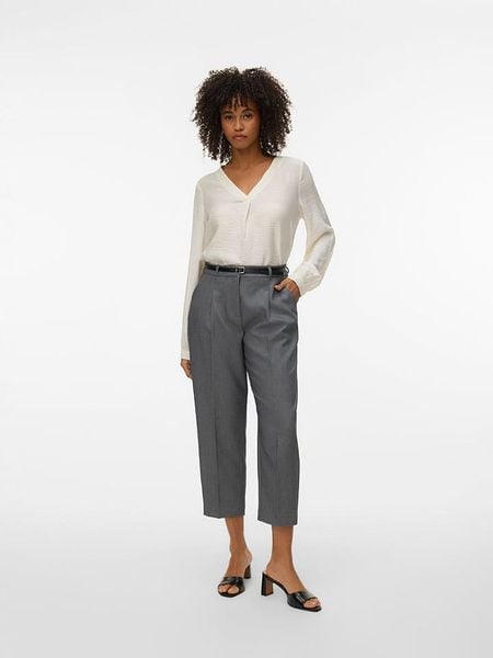 Vero Moda Spodnie w kolorze szarym rozmiar: M/L32. Szare spodnie materiałowe Vero Moda, l, bez wzorów, z materiału. Za 85.95 zł.