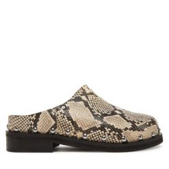 Klapki Bronx. Brązowe klapki Bronx, bez wzorów, bez obcasa. Za 369.99 zł.