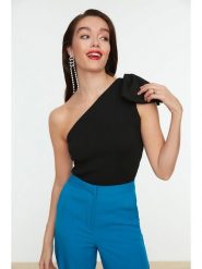 Trendyol Bluzka w kolorze czarnym rozmiar: 34. Czarne bluzki Trendyol, z aplikacjami, bez kołnierzyka, bez ramiączek. Za 43.99 zł.