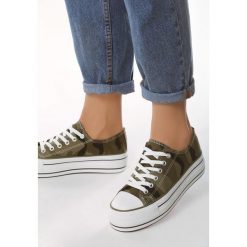 Moro Trampki Dandy. Białe trampki Born2be, bez wzorów, przed kostkę, bez zapięcia. Za 39.99 zł.