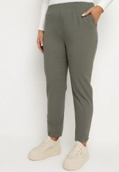 Ciemnozielone Spodnie z Wiskozą z Gumką w Talii i Aplikacjami przy Nogawkach Stellorie. Zielone spodnie materiałowe Born2be, na co dzień, plus size, z aplikacjami, z jeansu, plus size. Za 64.99 zł.