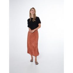 Koszulka damska Protest PRTFRAN t-shirt. Czarne bluzki Protest, bez wzorów, sportowe, bez kołnierzyka, bez ramiączek. Za 159.99 zł.