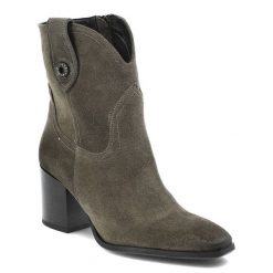Zielone Botki Karino Modne Obuwie Jesienne. Zielone botki Karino, na jesień, bez wzorów, z jeansu, bez obcasa, na obcasie, bez zapięcia. Za 416.99 zł.