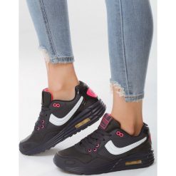 Granatowe Buty Sportowe Fearlessnes. Obuwie sportowe Born2be. Za 79.99 zł.