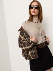 Kardigan z krótkim rękawem i wiązaniem przy szyi - kremowy. Białe kardigany Sinsay, l, bez wzorów. Za 49.99 zł.