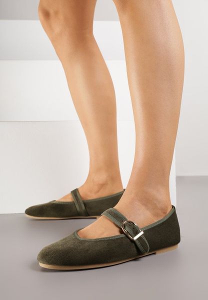 Zielone Balerinki w Stylu Mary Jane Urifiel. Zielone baleriny Born2be, bez wzorów, z jeansu, bez obcasa. Za 59.99 zł.