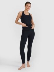 4F Legginsy do jogi i pilatesu szybkoschnące damskie - czarne M. Czarne legginsy 4f, m, bez wzorów, z dzianiny, z podwyższonym stanem. W wyprzedaży za 99.99 zł.